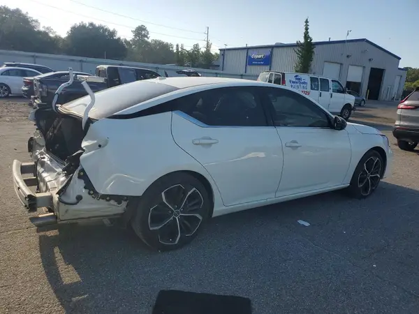 1N4BL4CV3PN337666 — 2023 Nissan Altima, фото 3 с аукциона Copart, Задняя часть