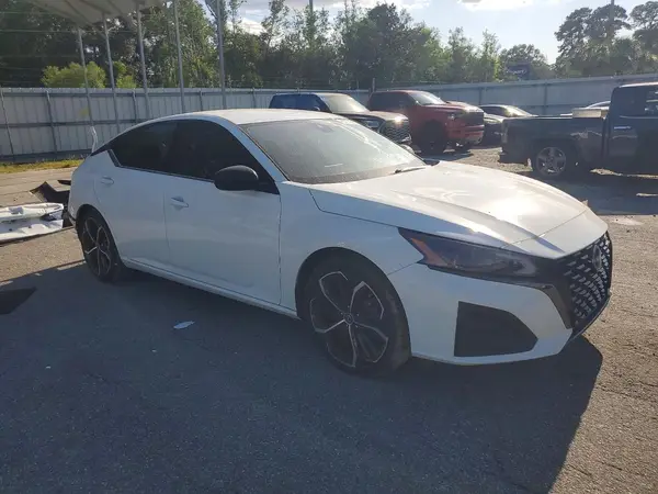 1N4BL4CV3PN337666 — 2023 Nissan Altima, фото 4 с аукциона Copart, Задняя часть