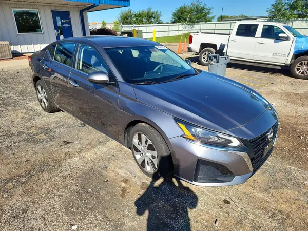 1N4BL4BVXPN360167 — 2023 Nissan Altima, фото 4 с аукциона Copart 29.09.2026, Боковая часть