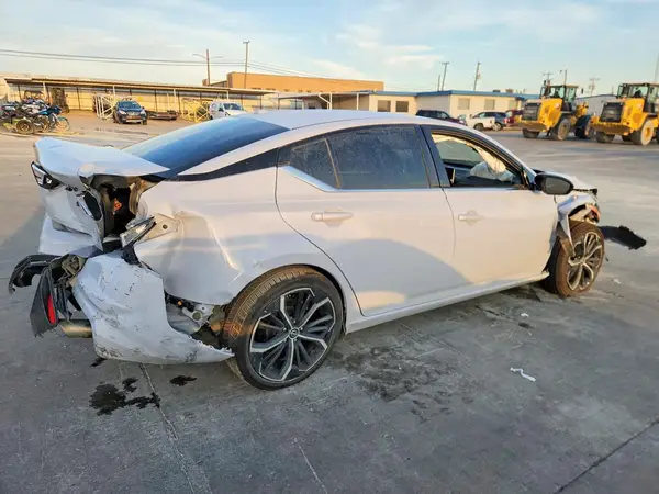1N4BL4CV6PN351433 — 2023 Nissan Altima, фото 3 с аукциона Copart, Задняя часть