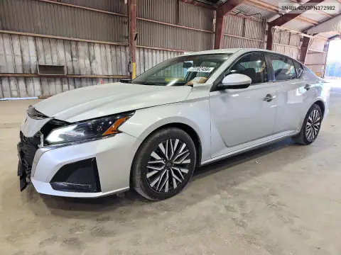 1N4BL4DV3PN372982 — 2023 Nissan Altima, Передняя часть, фото до ремонта