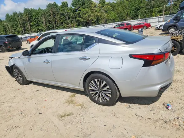 1N4BL4DVXRN330019 — 2024 Nissan Altima, фото 2 с аукциона Copart, Передняя часть