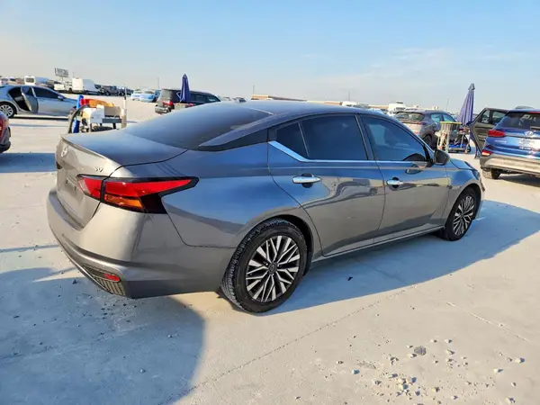 1N4BL4DV9RN356272 — 2024 Nissan Altima, фото 3 с аукциона Copart, Передняя часть