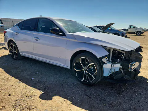 2024 Nissan Altima VIN 1N4BL4CV1RN420340 фото 4