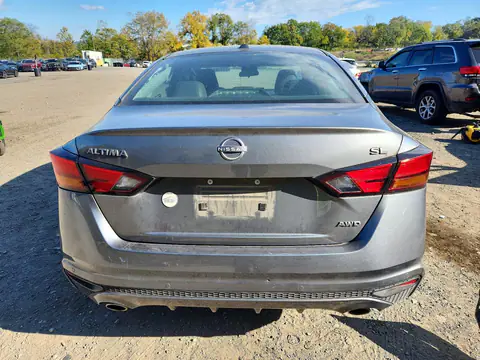 1N4BL4EW4RN399571 — 2024 Nissan Altima, фото 6 с аукциона Copart, Передняя часть