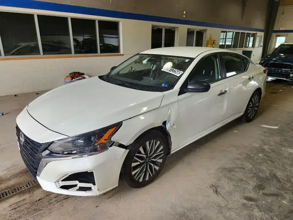 1N4BL4DV4SN303615 — 2025 Nissan Altima, Передняя часть (Front End), фото до ремонта