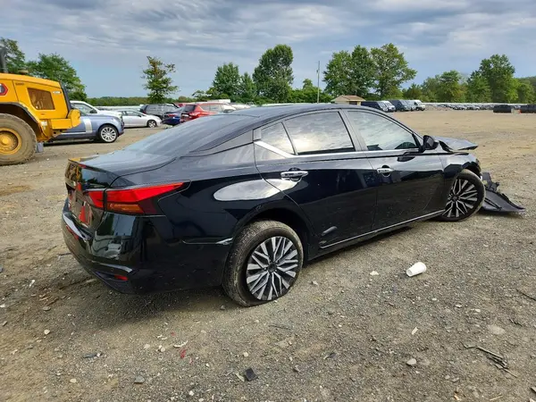 1N4BL4DV0SN328821 — 2025 Nissan Altima, фото 3 с аукциона Copart, Передняя часть