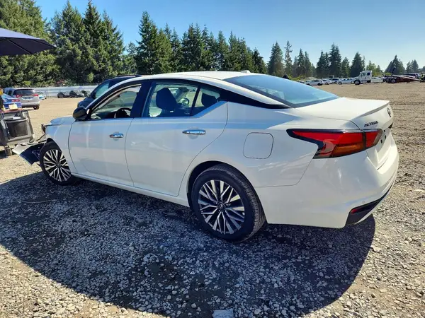 1N4BL4DV2SN312216 — 2025 Nissan Altima, фото 2 с аукциона Copart, Передняя часть