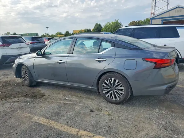 1N4BL4DV7SN319016 — 2025 Nissan Altima, фото 2 с аукциона Copart, Передняя часть
