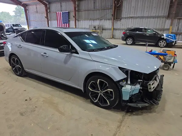 2025 NISSAN ALTIMA VIN 1N4BL4CV8SN329264 фото 4
