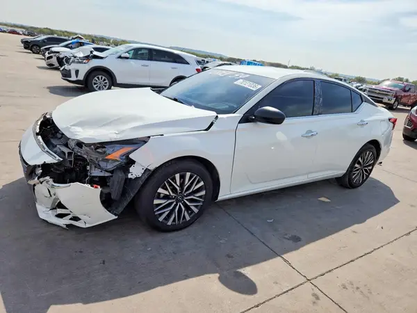 1N4BL4DV2SN354501 — 2025 Nissan Altima, Передняя часть (Front End), фото до ремонта