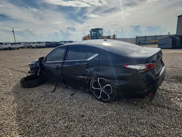 1N4BL4CV3SN425724 — 2025 Nissan Altima, фото 2 с аукциона Copart, Передняя часть