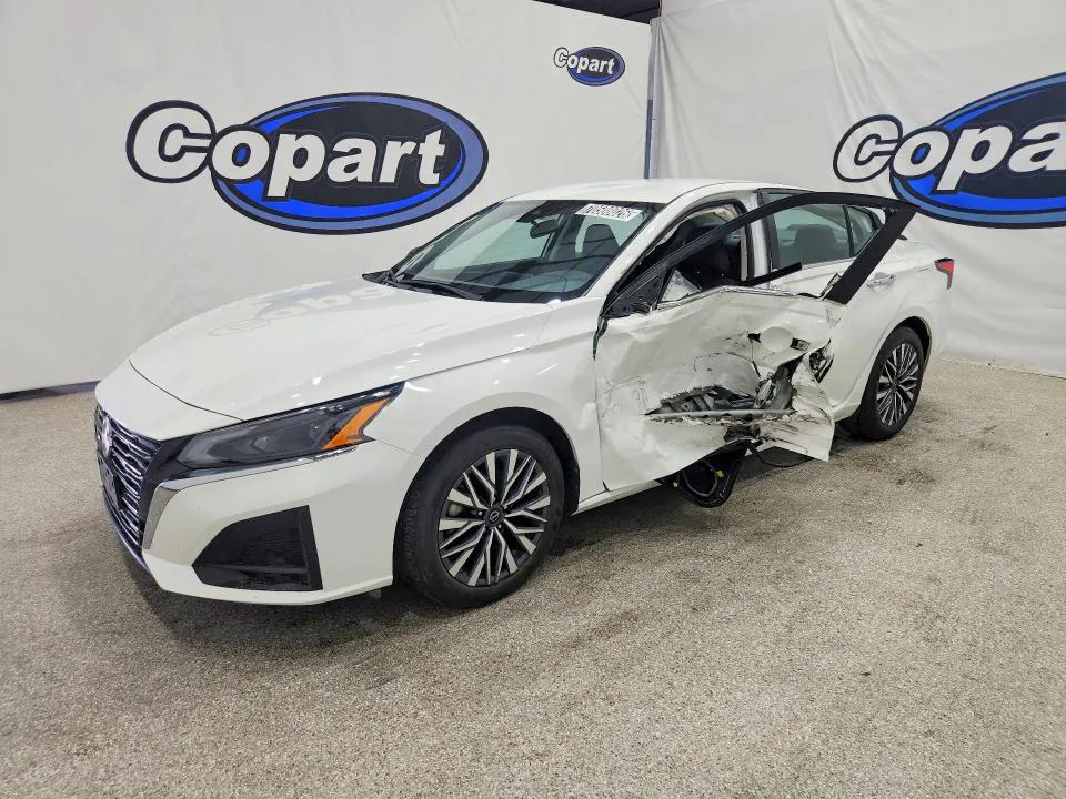 2025 Nissan Altima VIN 1N4BL4DV9SN353877 фото 1