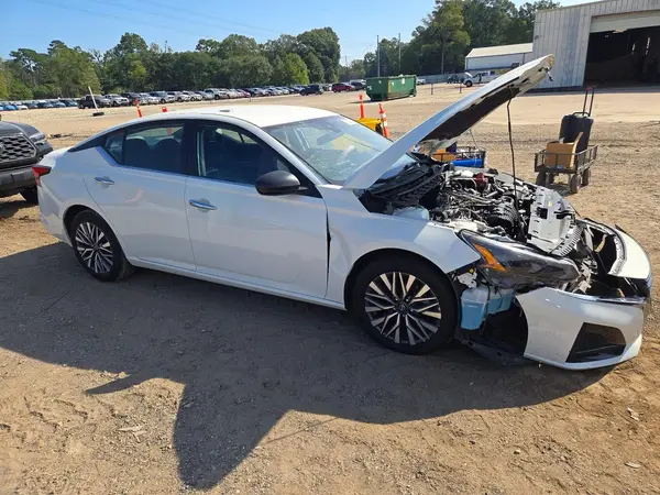1N4BL4DV1SN332523 — 2025 Nissan Altima, фото 4 с аукциона Copart, Передняя часть