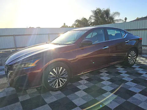 1N4BL4DV9SN391464 — 2025 Nissan Altima, Задняя часть, фото до ремонта