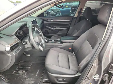 1N4BL4DV9SN331037 — 2025 Nissan Altima, фото 7 с аукциона Copart, Передняя часть