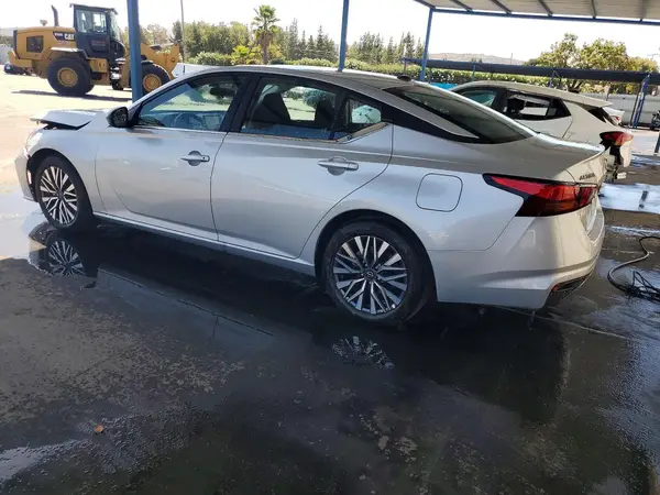 1N4BL4DV6TN350761 — 2026 Nissan Altima, фото 2 с аукциона Copart 05.10.2026, Передняя часть