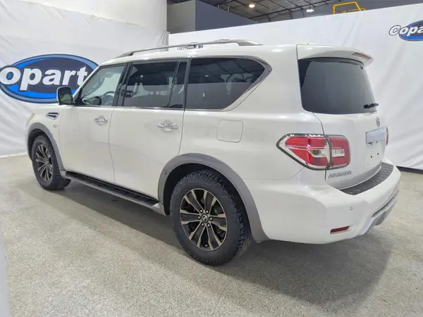 JN8AY2ND0H9007045 — 2017 Nissan Armada, фото 2 с аукциона Copart 06.10.2026, Механические повреждения