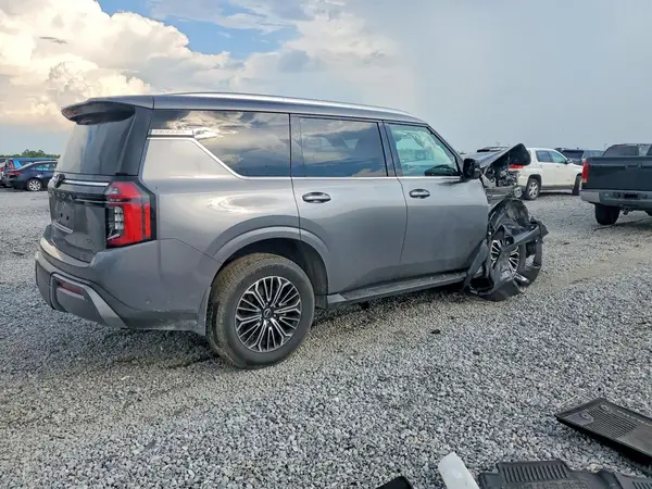 JN8AY3BA8S9000500 — 2025 Nissan Armada, фото 3 с аукциона Copart, Передняя часть
