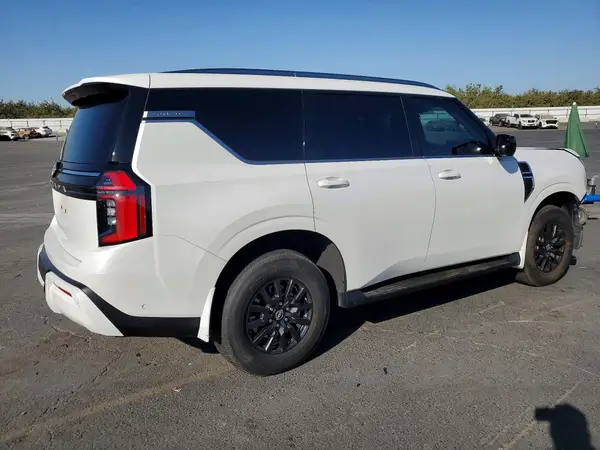 JN8AY3AD6S9301326 — 2025 Nissan Armada, фото 3 с аукциона Copart, Передняя часть