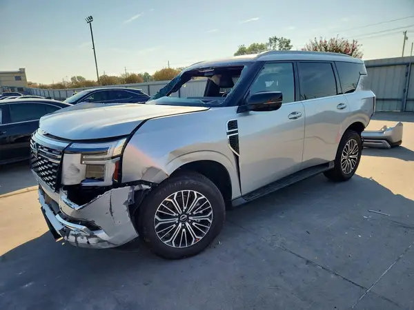 JN8AY3BE2S9401012 — 2025 Nissan Armada, Передняя часть (Front End), фото до ремонта