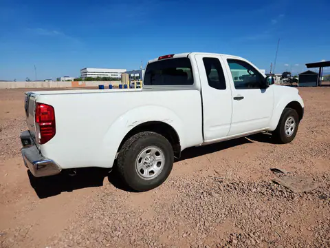 1N6BD0CT6FN759859 — 2015 Nissan Frontier, фото 3 с аукциона Copart 29.09.2026, Мелкие вмятины и царапины