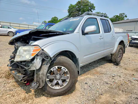 1N6AD0EV3FN733603 — 2015 Nissan Frontier, Передняя часть (Front End), фото до ремонта