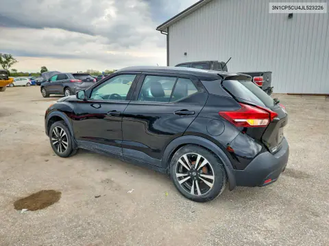 2018 Nissan Kicks S VIN 3N1CP5CU4JL523226 фото 2