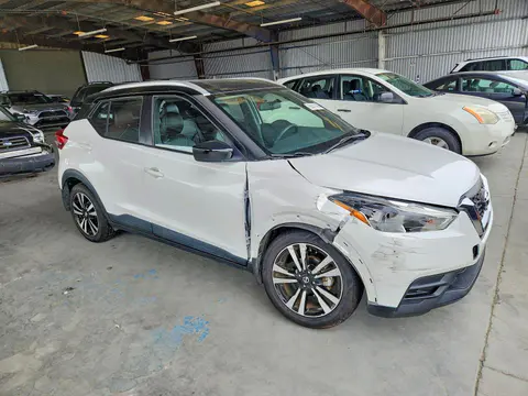 2019 Nissan Kicks VIN 3N1CP5CU7KL499053 фото 4