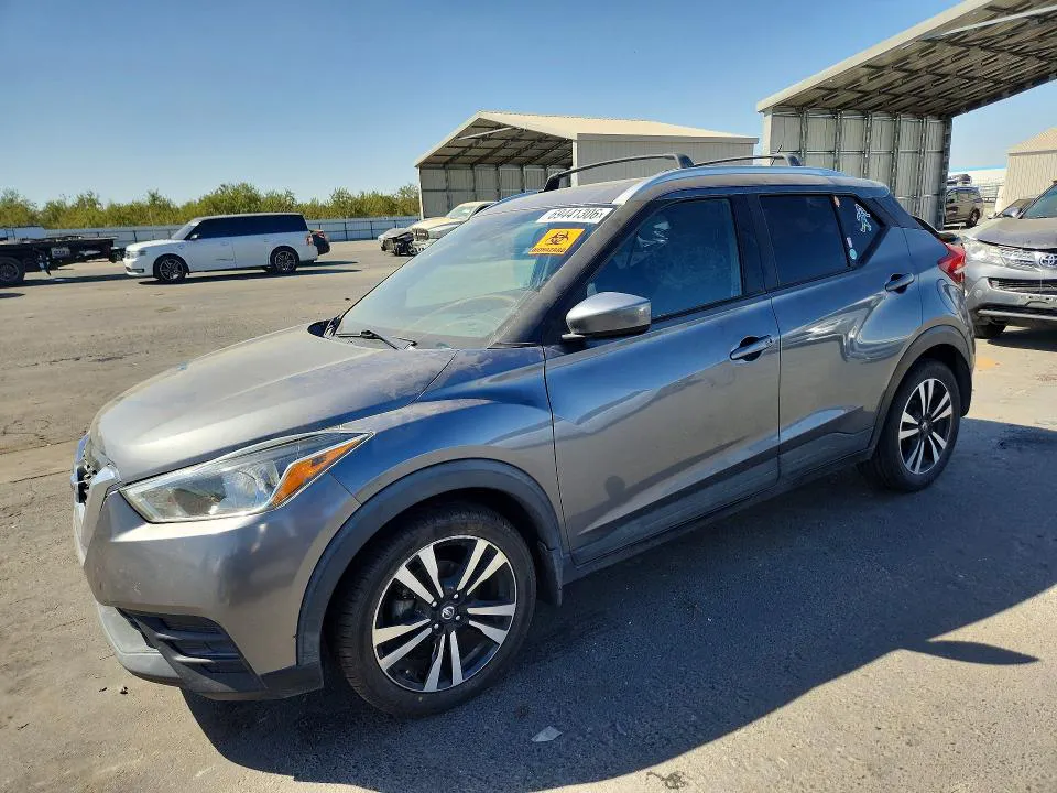 2019 Nissan Kicks VIN 3N1CP5CU3KL520285 фото 1