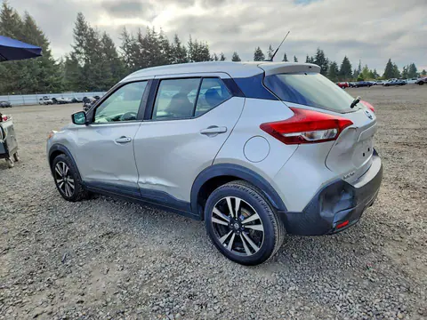 2019 Nissan Kicks VIN 3N1CP5CU9KL545398 фото 2