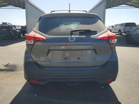 2019 Nissan Kicks S VIN 3N1CP5CU4KL538374 фото 6