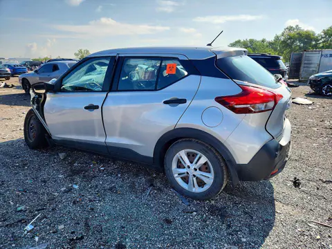 2020 Nissan Kicks VIN 3N1CP5BV5LL556099 фото 2