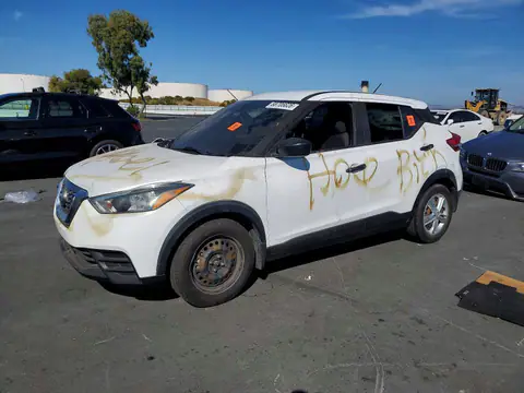 3N1CP5BV4LL534014 — 2020 Nissan Kicks, Вандализм (Vandalism), фото до ремонта