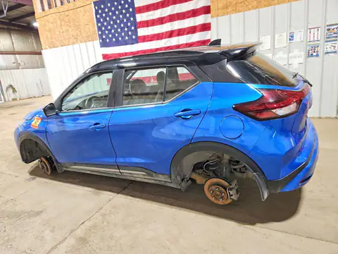 3N1CP5DV1ML503995 — 2021 Nissan Kicks, фото 2 с аукциона Copart 13.10.2026, Биологическая или химическая опасность