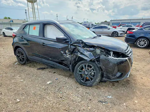 3N1CP5CV3RL487582 — 2024 Nissan Kicks, фото 4 с аукциона Copart 14.10.2026, Передняя часть