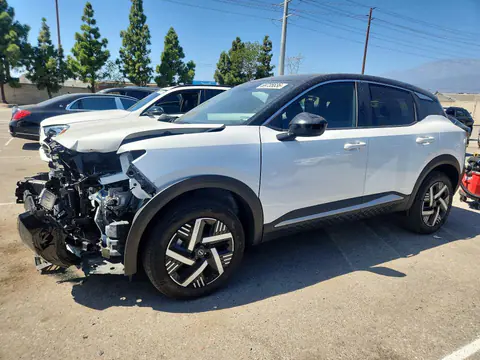 3N8AP6CA1SL395517 — 2025 Nissan Kicks, Передняя часть (Front End), фото до ремонта
