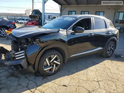 3N8AP6CE4TL366324 — 2026 Nissan Kicks, Передняя часть, фото до ремонта