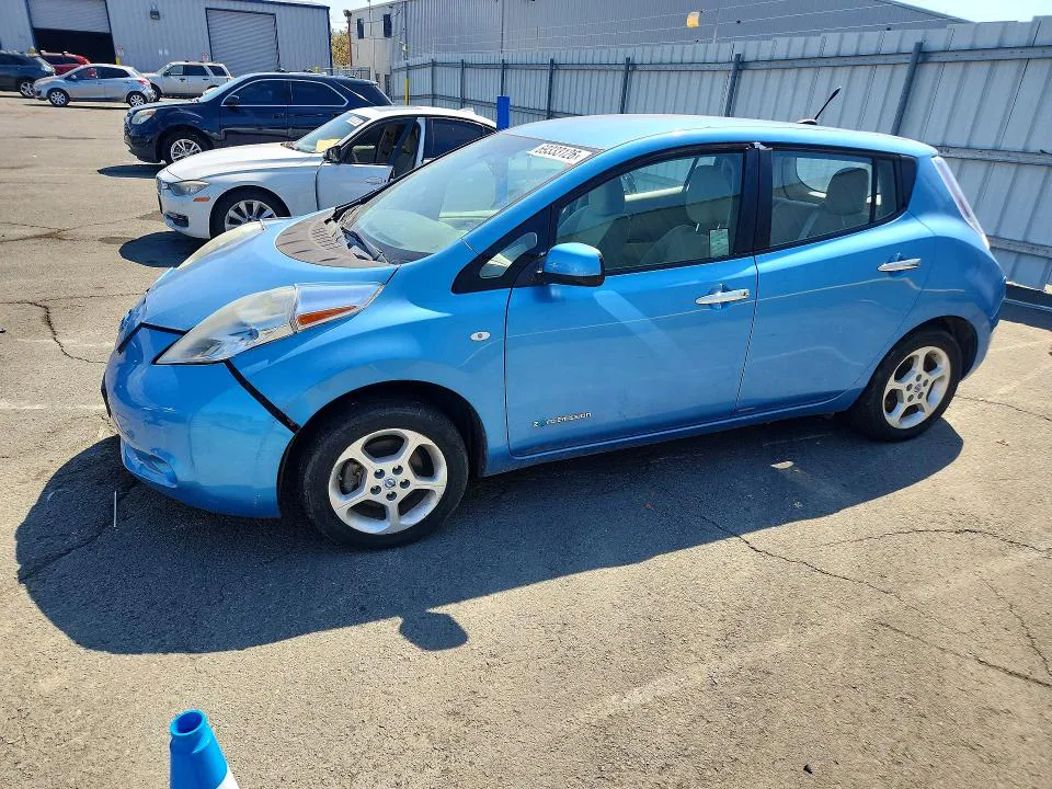 2011 NISSAN LEAF VIN JN1AZ0CP2BT006440 фото 1