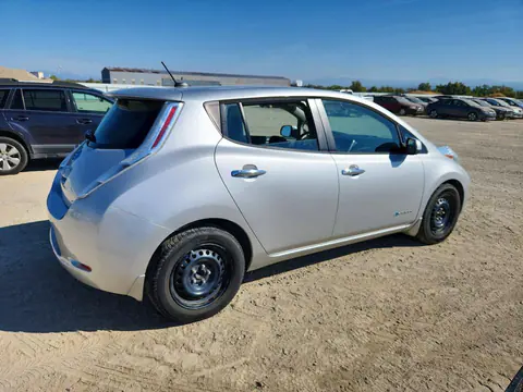 2015 Nissan Leaf VIN 1N4AZ0CP9FC300734 фото 3