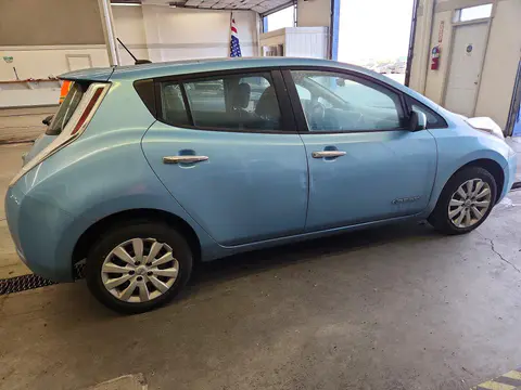 2015 Nissan Leaf VIN 1N4AZ0CP4FC311060 фото 3