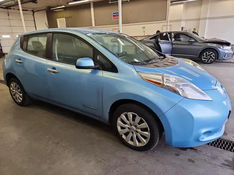 2015 Nissan Leaf VIN 1N4AZ0CP4FC311060 фото 4