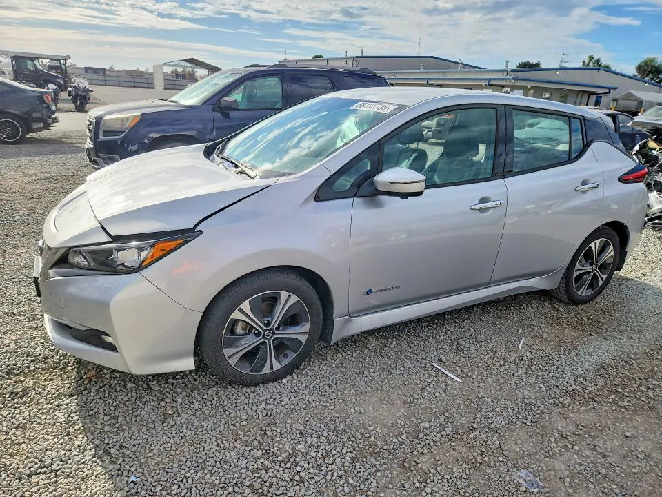 2018 Nissan Leaf VIN 1N4AZ1CP9JC305625 фото 1