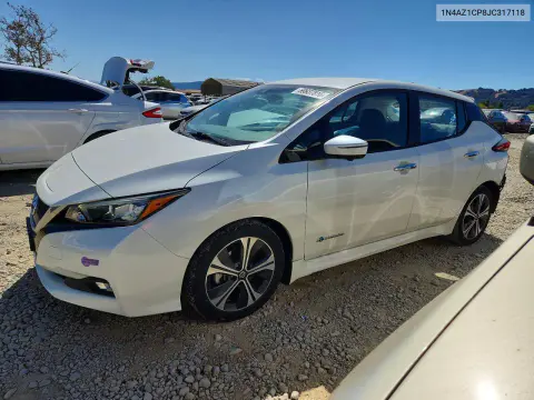 1N4AZ1CP8JC317118 — 2018 Nissan Leaf, Задняя часть, фото до ремонта