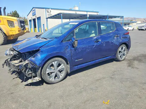 1N4AZ1CP1JC304548 — 2018 Nissan Leaf, Передняя часть (Front End), фото до ремонта