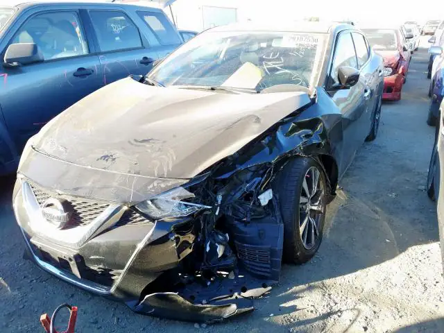1N4AA6AP2HC429723 — 2017 Nissan Maxima 3.5S, фото 2 с аукциона Copart 06.05.2020, состояние до ремонта