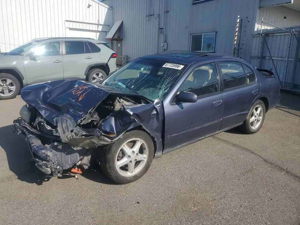 JN1CA21D1XT212022 Nissan Maxima 1999 — повреждение Передняя часть, фото до ремонта