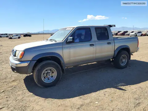 1N6ED27T9YC320253 — 2000 Nissan Navara (Frontier), Мелкие вмятины и царапины, фото до ремонта
