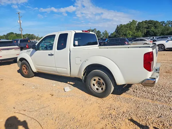 1N6BD0CT3GN779262 — 2016 Nissan Navara (Frontier), фото 2 с аукциона Copart, Мелкие вмятины и царапины
