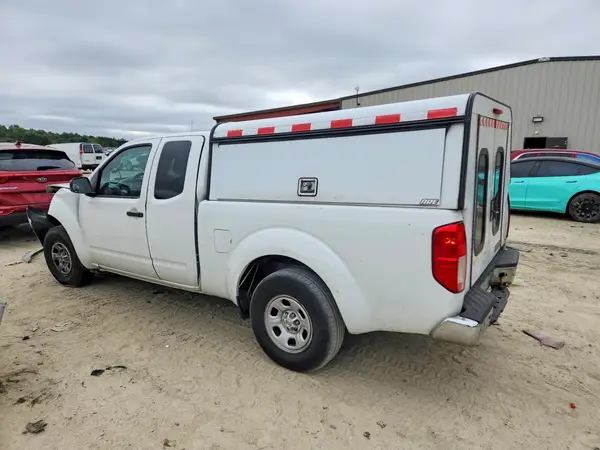 1N6BD0CT0FN765785 — 2016 Nissan Navara (Frontier), фото 2 с аукциона Copart 13.10.2026, Передняя часть